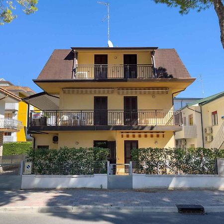 Apartments In Lignano Sabbiadoro 39726 Экстерьер фото